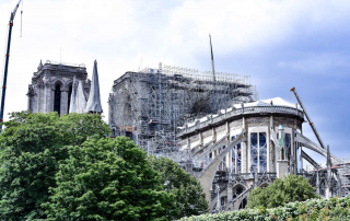 Andaimes de Notre-Dame